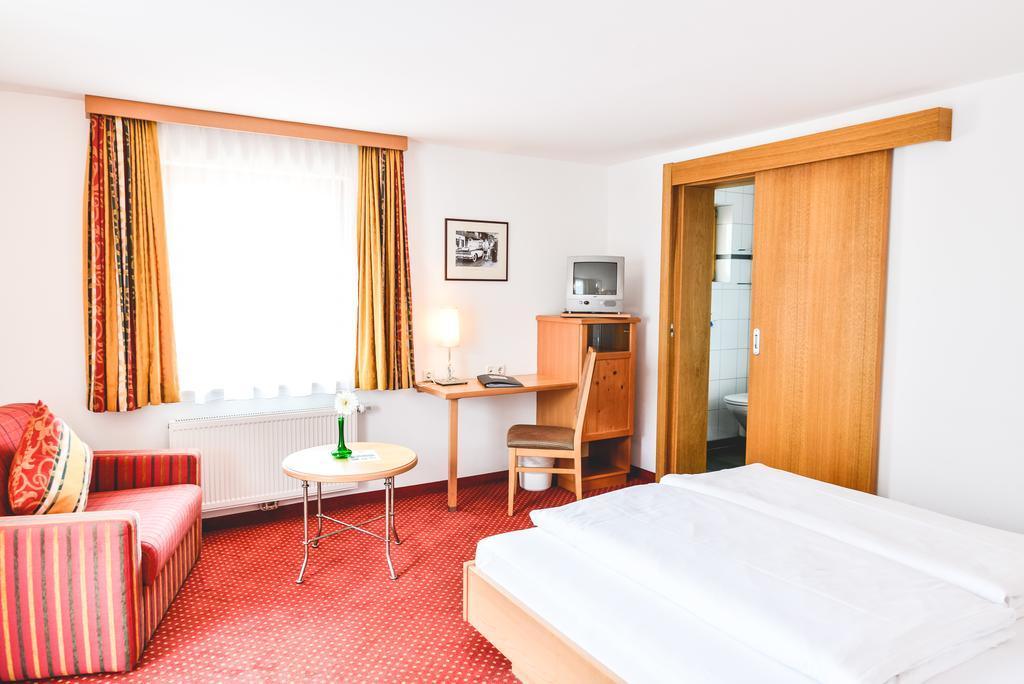 Hotel-Pension Hoferhaus Neukirchen am Großvenediger Kültér fotó